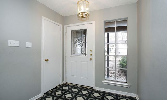 5 W Lance Leaf Rd, The Woodlands, TX 77381