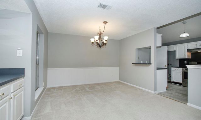 5 W Lance Leaf Rd, The Woodlands, TX 77381