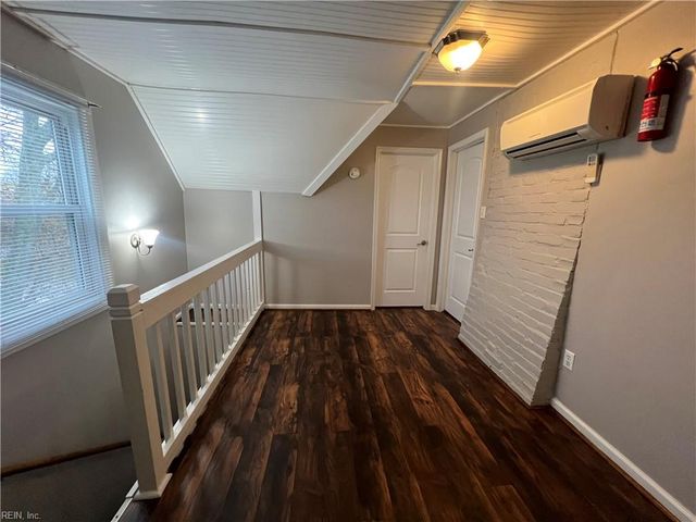 40 Buxton Ave Apt C, Newport News, VA 23607