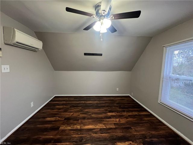 40 Buxton Ave Apt C, Newport News, VA 23607