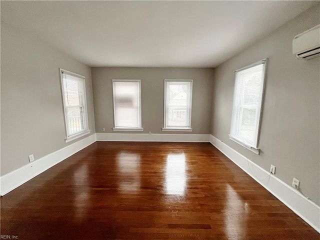 40 Buxton Ave Apt C, Newport News, VA 23607