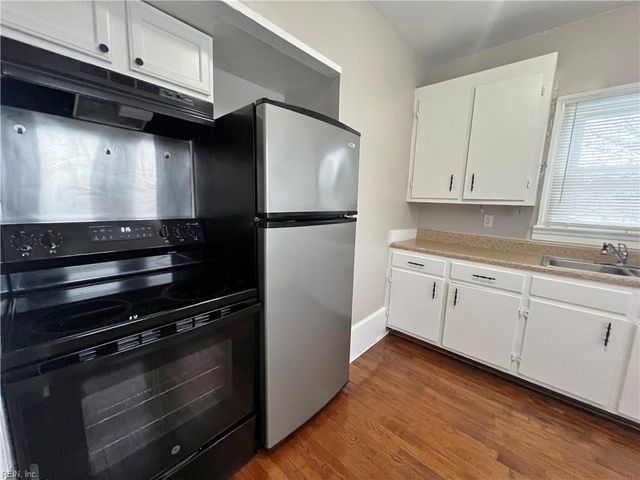 40 Buxton Ave Apt C, Newport News, VA 23607