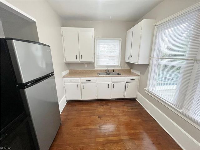 40 Buxton Ave Apt C, Newport News, VA 23607