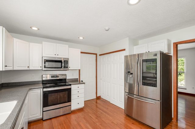 10470 Travis Street, Walton, KY 41094