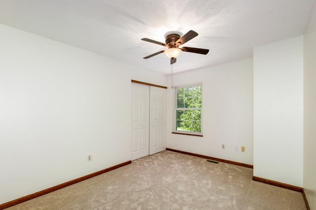 10470 Travis Street, Walton, KY 41094