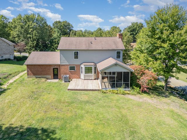 10470 Travis Street, Walton, KY 41094