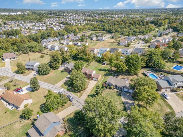 10470 Travis Street, Walton, KY 41094
