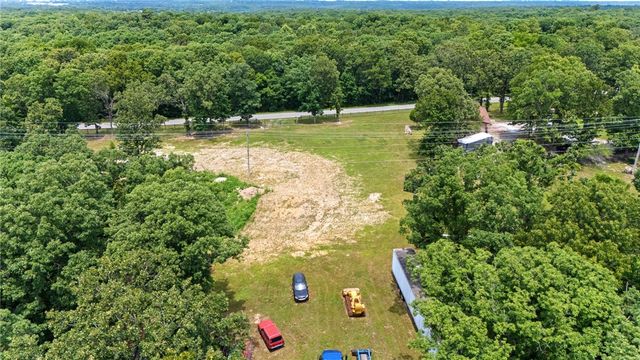 16601 & 16603 N Mt Olive Road, Gravette, AR 72736