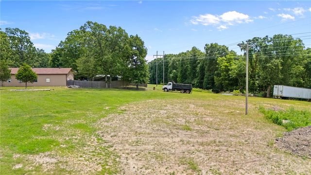 16601 & 16603 N Mt Olive Road, Gravette, AR 72736