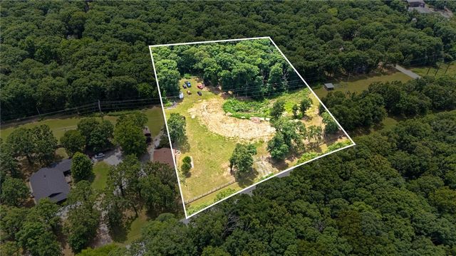16601 & 16603 N Mt Olive Road, Gravette, AR 72736