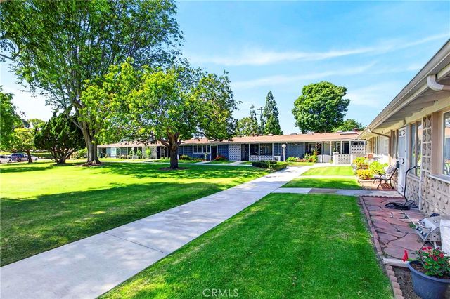 13610 Burning tree Lane 3J, Seal Beach, CA 90740