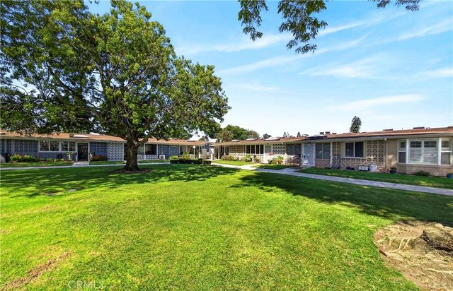 13610 Burning tree Lane 3J, Seal Beach, CA 90740