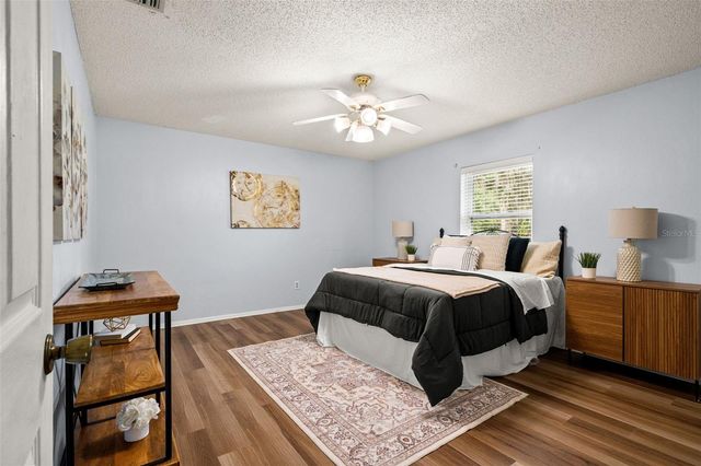 2111 HINSON ROAD, Dover, FL 33527