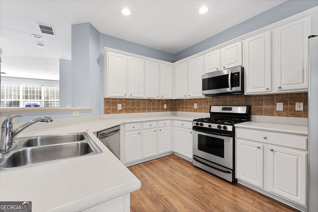 4674 Creekside Villas Way SE, Smyrna, GA 30082