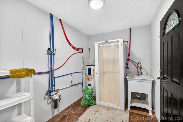 45 W Sophia, Mead, OK 73449