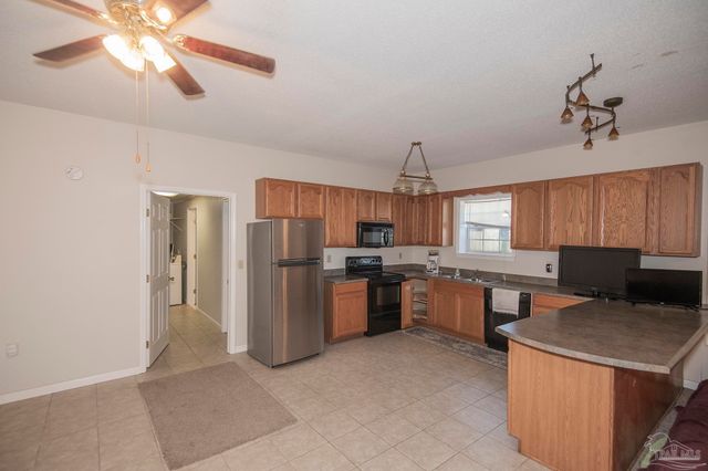 9540 Bowman Ave, Pensacola, FL 32534