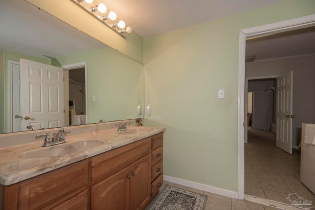 9540 Bowman Ave, Pensacola, FL 32534