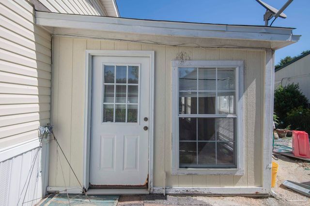 9540 Bowman Ave, Pensacola, FL 32534