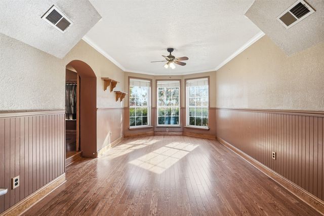 5824 Sky Road, Joshua, TX 76058