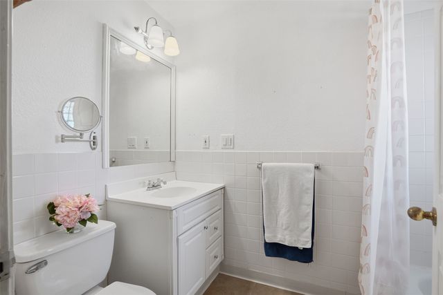 5824 Sky Road, Joshua, TX 76058