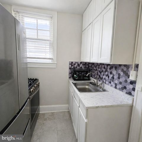 658 DUMBARTON AVE, Baltimore, MD 21218