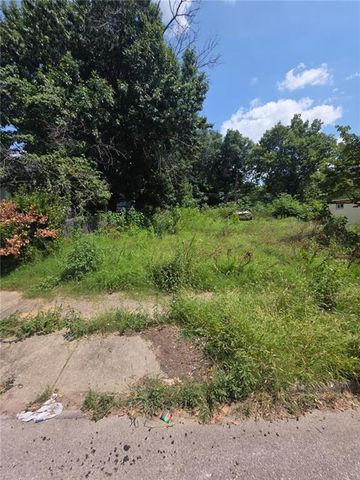 3023 Denver Avenue, Kansas City, MO 64128