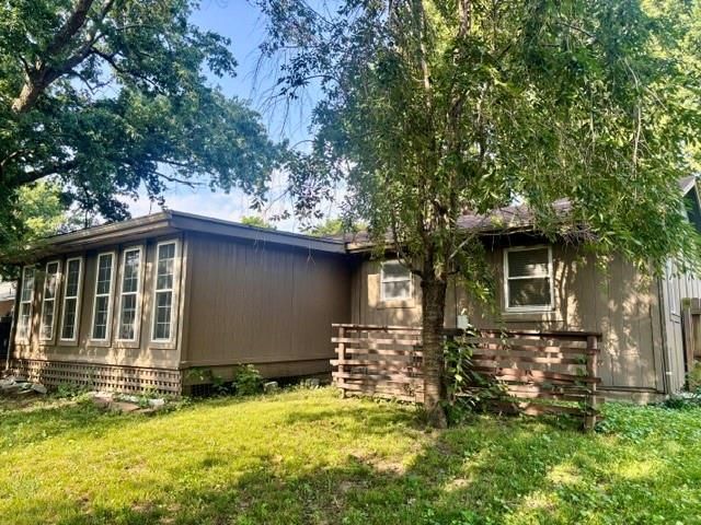 1016 Birch Street, Eudora, KS 66025