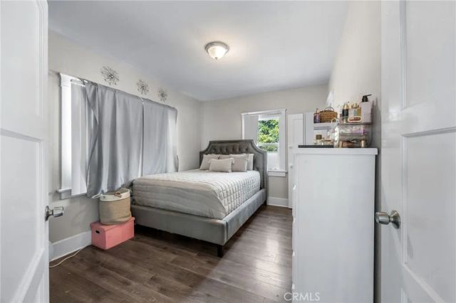 836 South Sycamore Street, Santa Ana, CA 92701