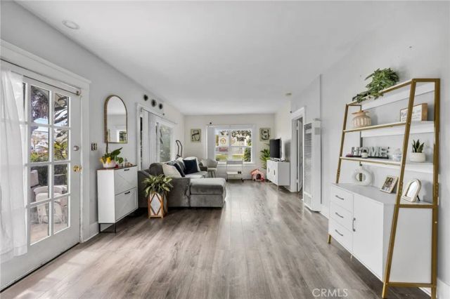 836 South Sycamore Street, Santa Ana, CA 92701