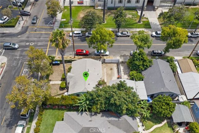 836 South Sycamore Street, Santa Ana, CA 92701