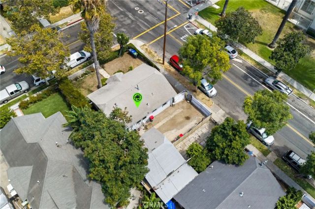 836 South Sycamore Street, Santa Ana, CA 92701