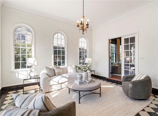 31 26th NW Street, Atlanta, GA 30309