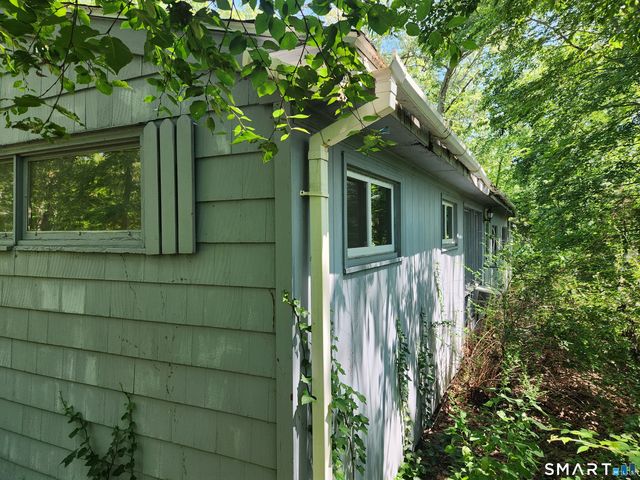 85 Military Highway, Ledyard, CT 06335