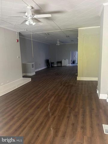 4161 RIDGE AVE, Philadelphia, PA 19129