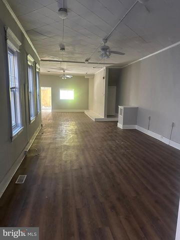 4161 RIDGE AVE, Philadelphia, PA 19129