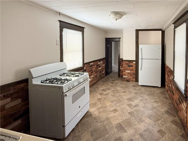 3672 E 48th Street, Cleveland, OH 44105