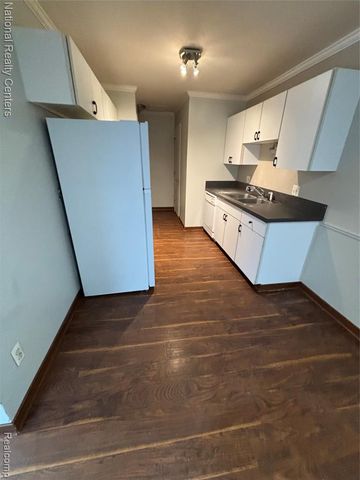 38915 Golfview Drive, Clinton Township, MI 48038