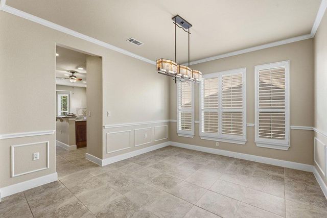 207 Breezeway LN, Georgetown, TX 78633
