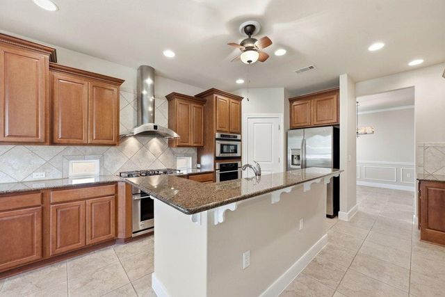 207 Breezeway LN, Georgetown, TX 78633