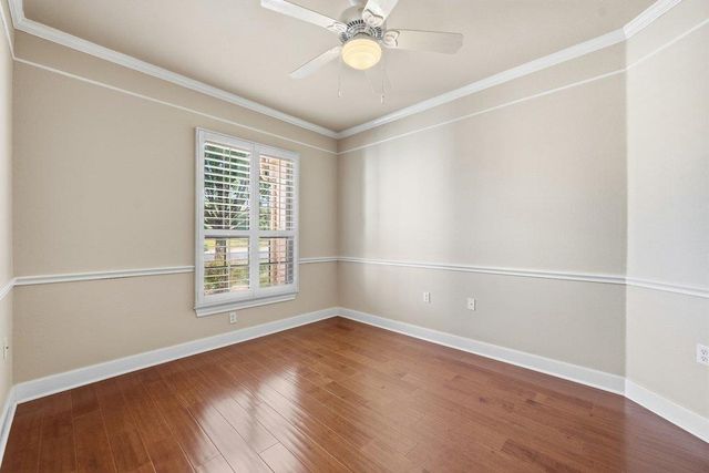 207 Breezeway LN, Georgetown, TX 78633