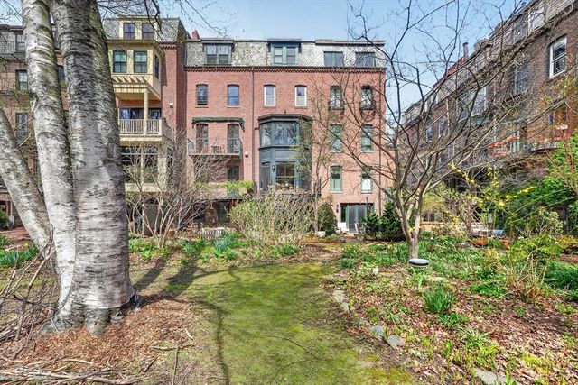 70 Montgomery St, Boston, MA 02116