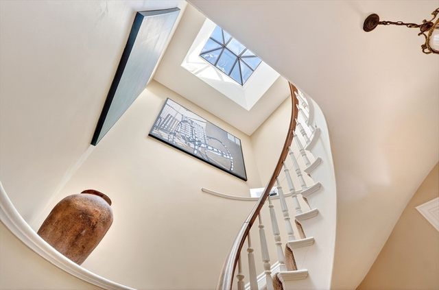 70 Montgomery St, Boston, MA 02116