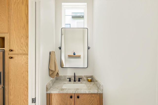 1609 Canterbury ST 2A, Austin, TX 78702