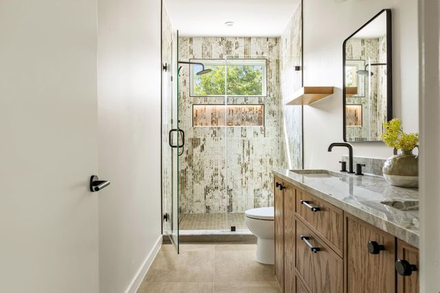 1609 Canterbury ST 2A, Austin, TX 78702