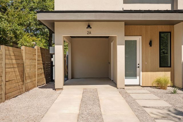 1609 Canterbury ST 2A, Austin, TX 78702