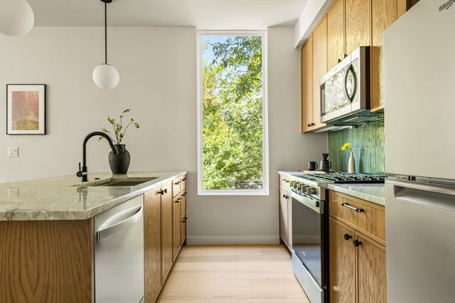 1609 Canterbury ST 2A, Austin, TX 78702