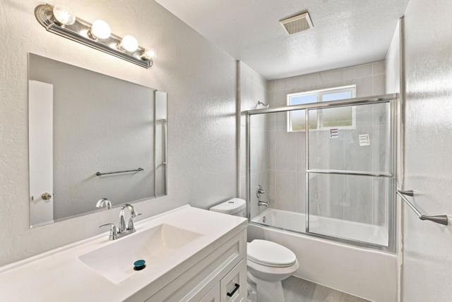 5284 Larchwood Drive, San Jose, CA 95118
