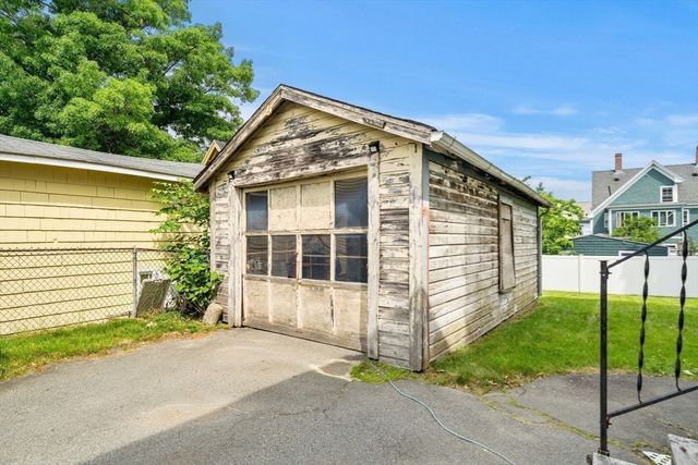 26 Beckett St, Peabody, MA 01960