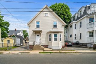 26 Beckett St, Peabody, MA 01960