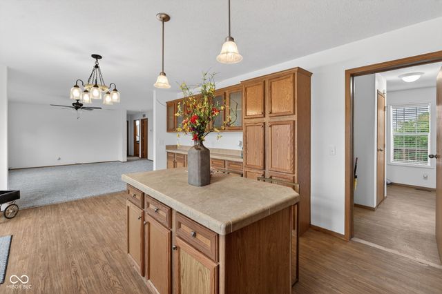 2355 W State Road, Staunton, IN 47881